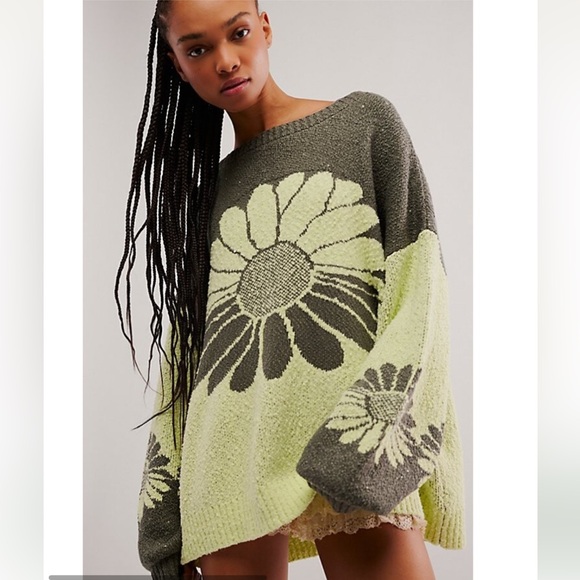 Free People Sweaters - NWOT Free People In Bloom Oversized Sweater Floral Print Soft Cozy Boho S Green